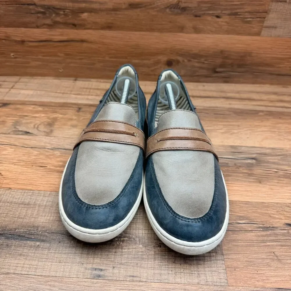 Taos Women's Size 7.5 gray Leather Loafers   Shoes